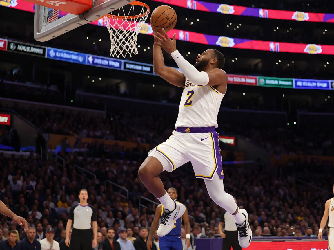 NBA湖人迎战勇士比赛精彩瞬间，星空电竞集团体育资讯